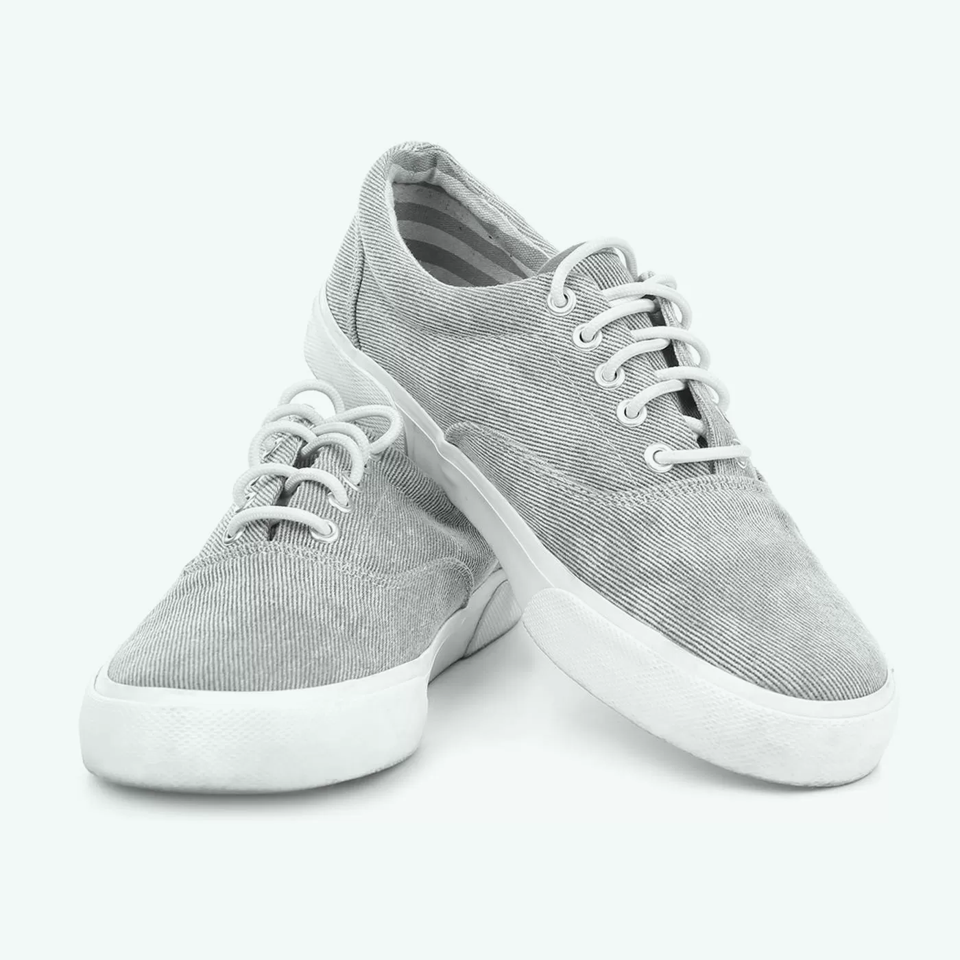 Giày thể thao màu xám nhạt